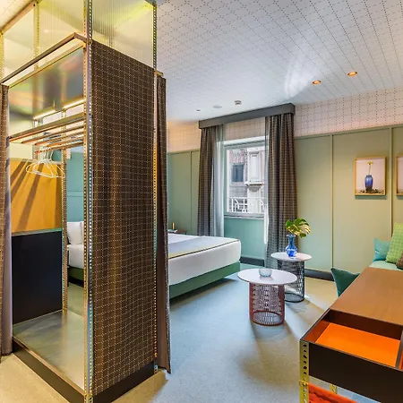 Mate Collection Giulia, Hotel