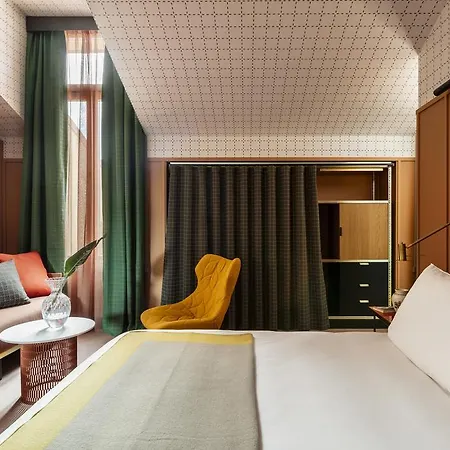 Mate Collection Giulia, Hotel Milan