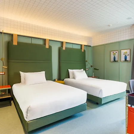 Mate Collection Giulia, فندق ميلان