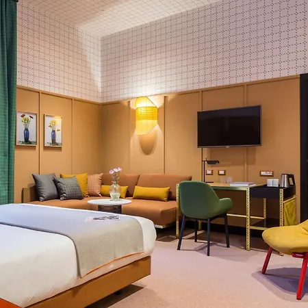 Mate Collection Giulia, 米兰